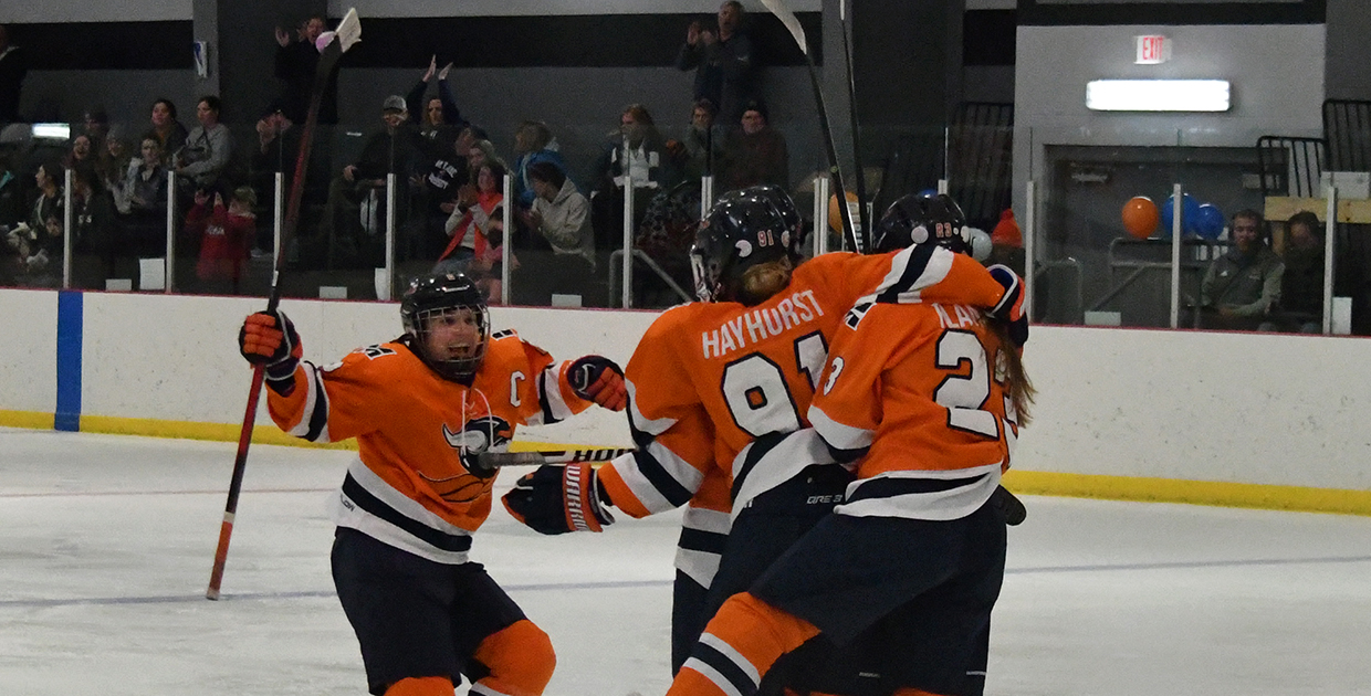 No. 3 Warriors Rout and Tie No. 2 Minot State in Home Finale