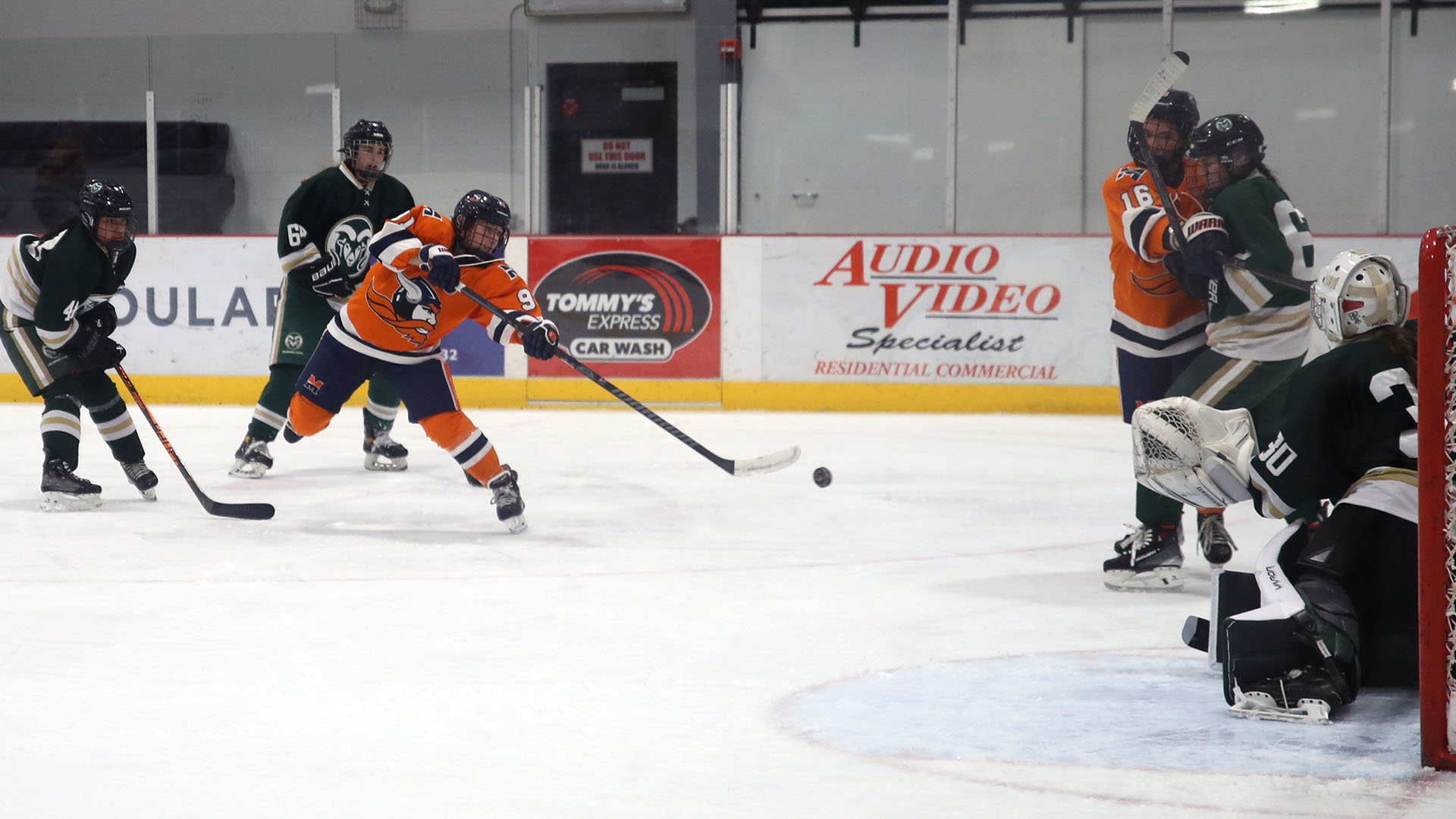 No. 2 Warriors Roll Past Colorado State in Home Ice Return